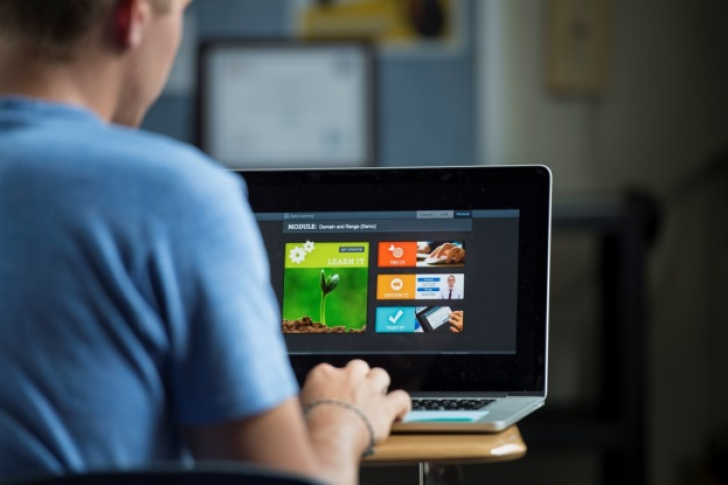 New Funding Opportunities for Online Learning Programs - Featured Image